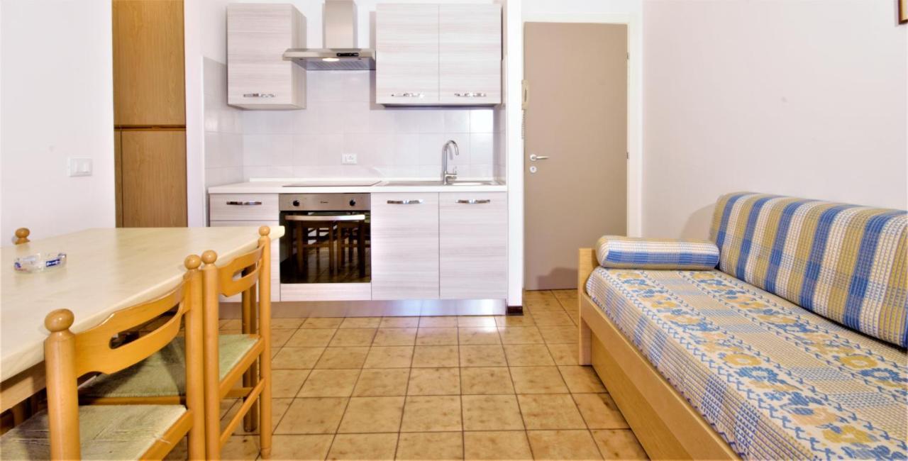 Residence Columbia Bibione Exterior foto