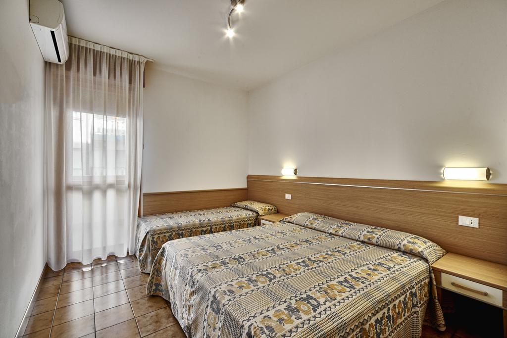 Residence Columbia Bibione Exterior foto